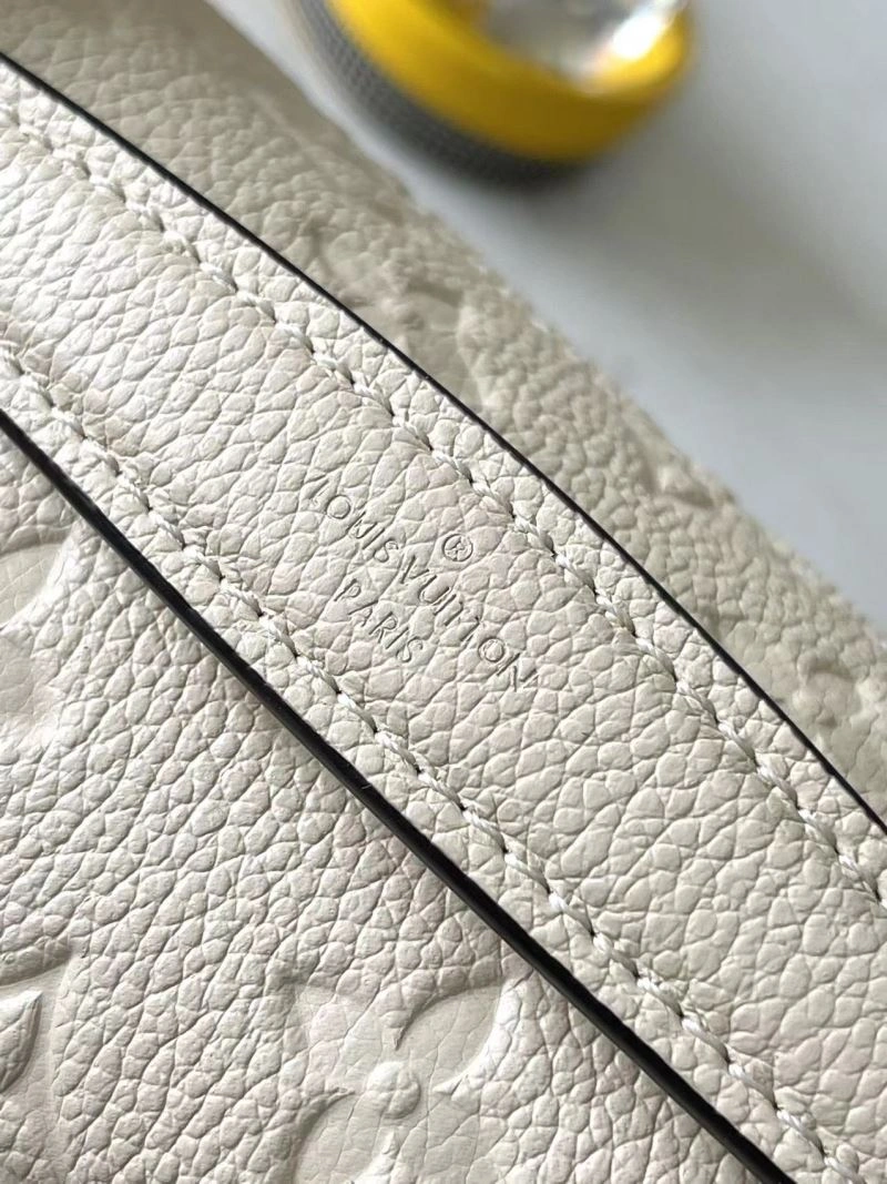 Louis Vuitton Satchel Bags Cozy 93616