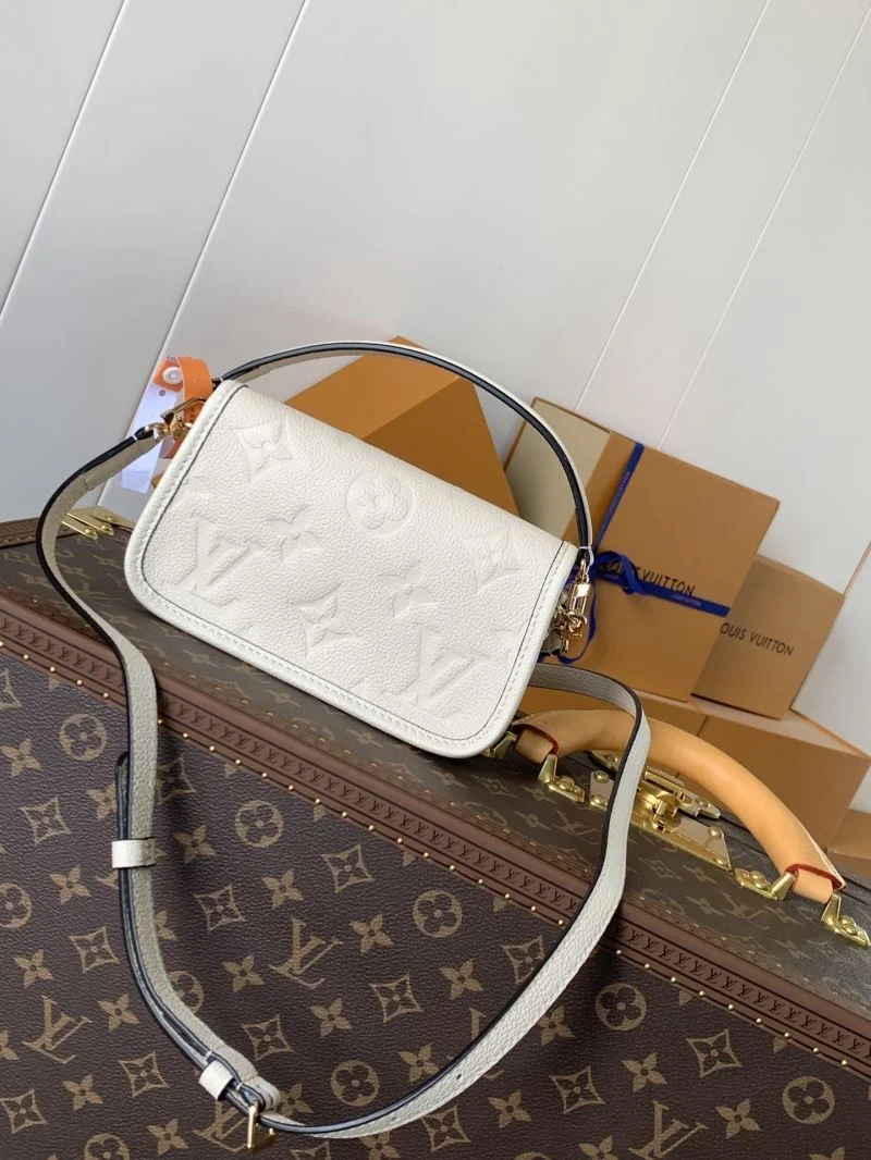 Louis Vuitton Satchel Bags Elegant 43324