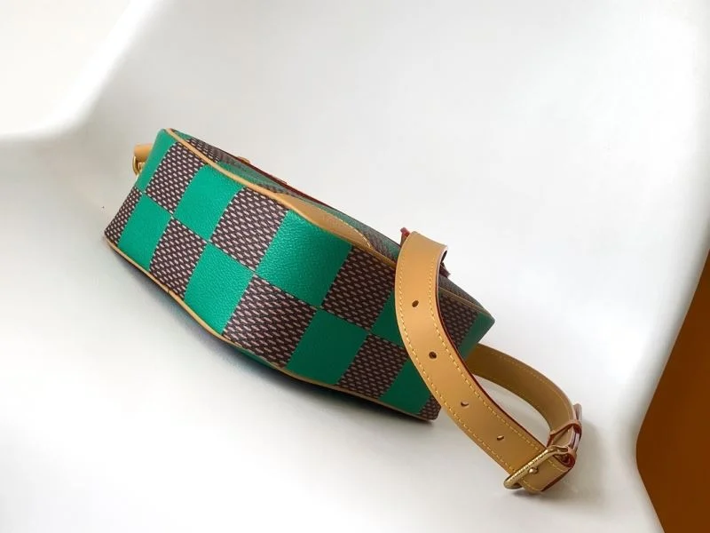 MoistureWicking Louis Vuitton Satchel Bags 42836