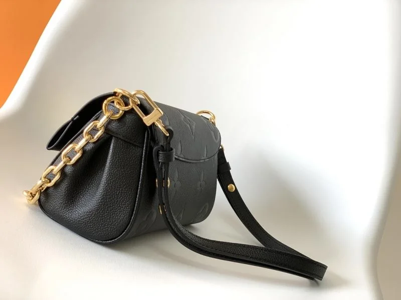 Louis Vuitton Satchel Bags Stylish 42822