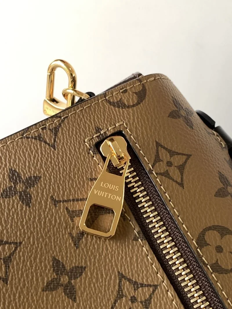 Minimalist Louis Vuitton Satchel Bags 42716