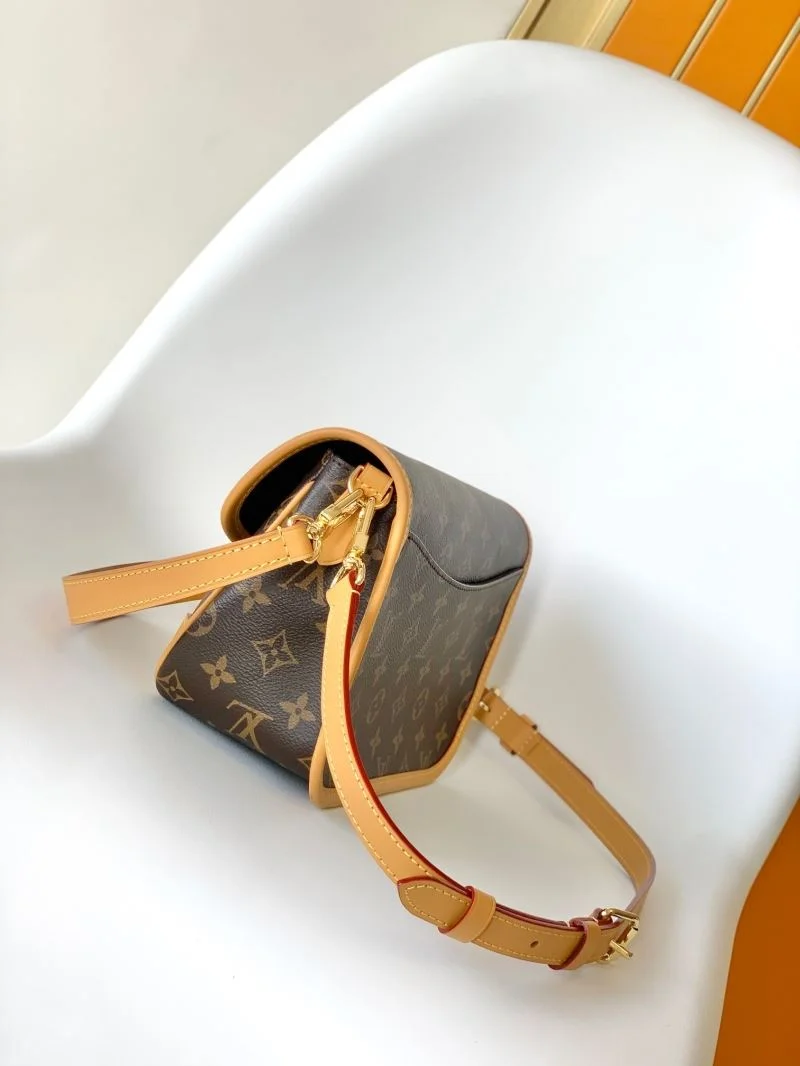 Louis Vuitton Satchel Bags FreshLook 42667