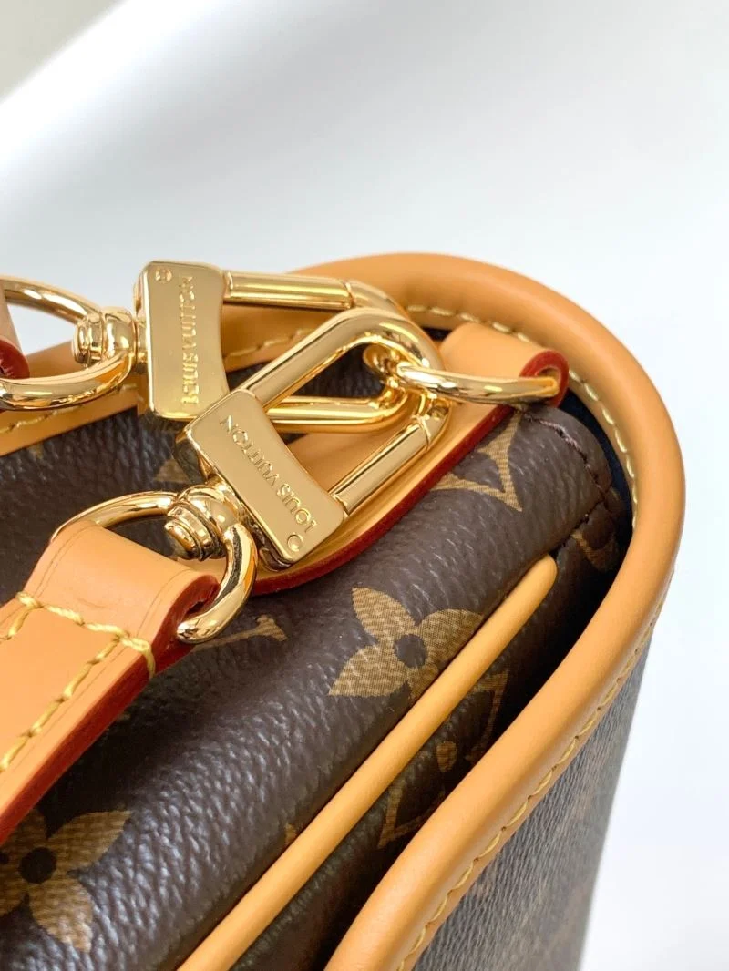 Louis Vuitton Satchel Bags FreshLook 42667