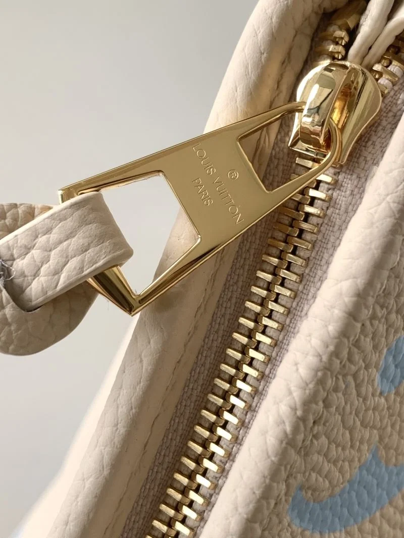 Compact Louis Vuitton Satchel Bags 42644