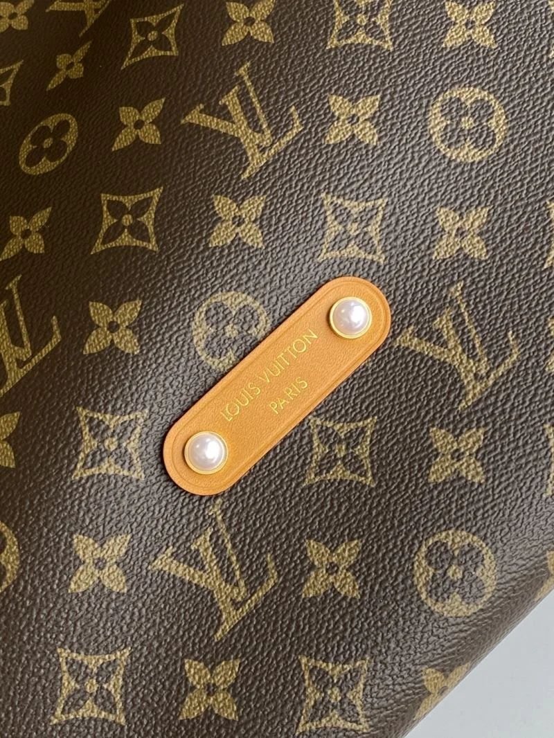 Stretchable Louis Vuitton Satchel Bags 42601