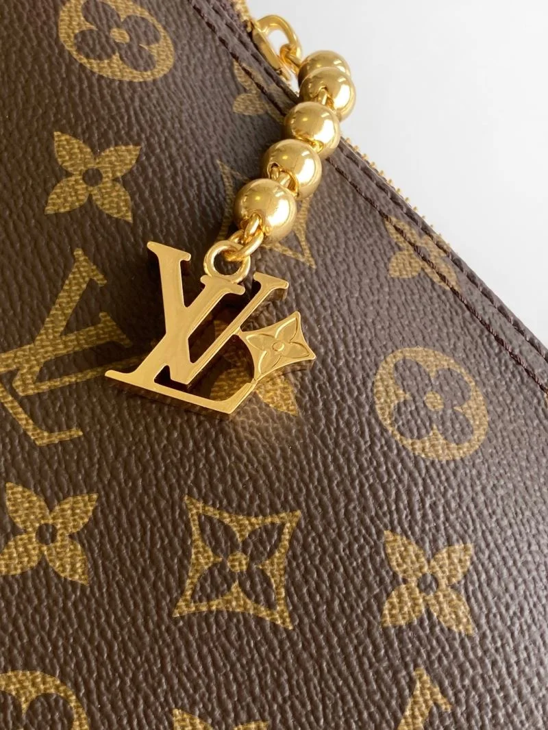 Stretchable Louis Vuitton Satchel Bags 42601