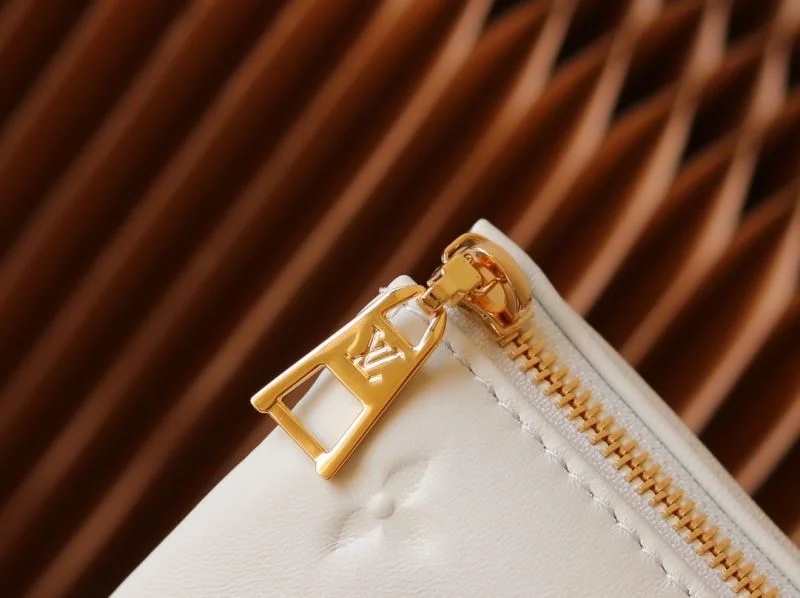 Functional Louis Vuitton Satchel Bags 42561