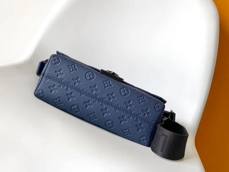 Stretchable Louis Vuitton Satchel Bags 42009