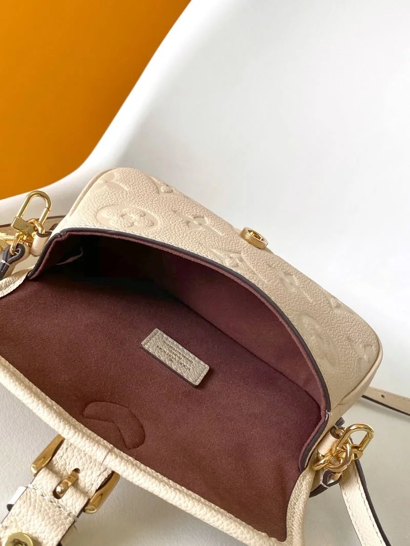 OdorResistant Louis Vuitton Satchel Bags 41984