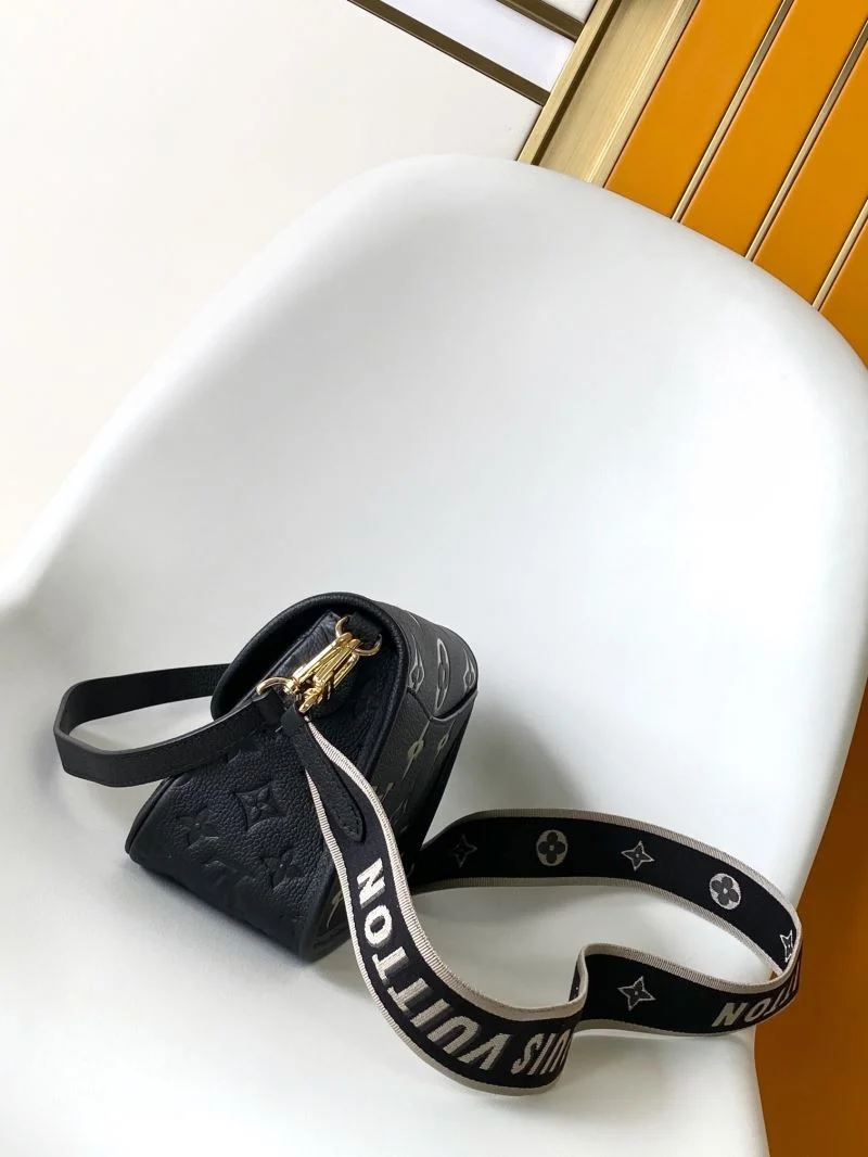 Louis Vuitton Satchel Bags RelaxedFit 41951