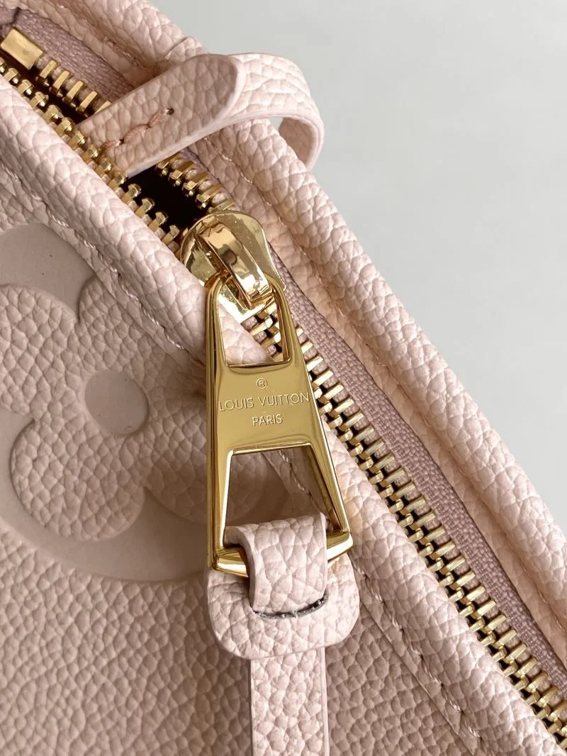 Louis Vuitton Satchel Bags Chic 41942