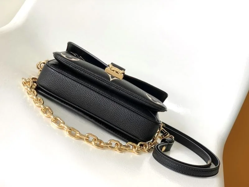 Unisex Louis Vuitton Satchel Bags 41937
