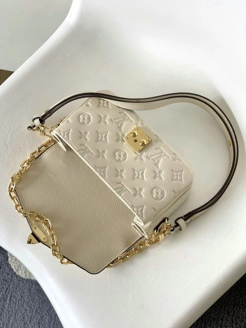 Breathable Louis Vuitton Satchel Bags 41938