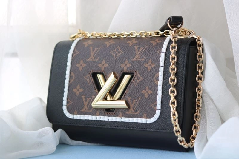 Flexible Louis Vuitton Satchel Bags 87422