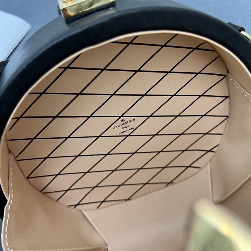 Louis Vuitton Satchel Bags Effortless 83463