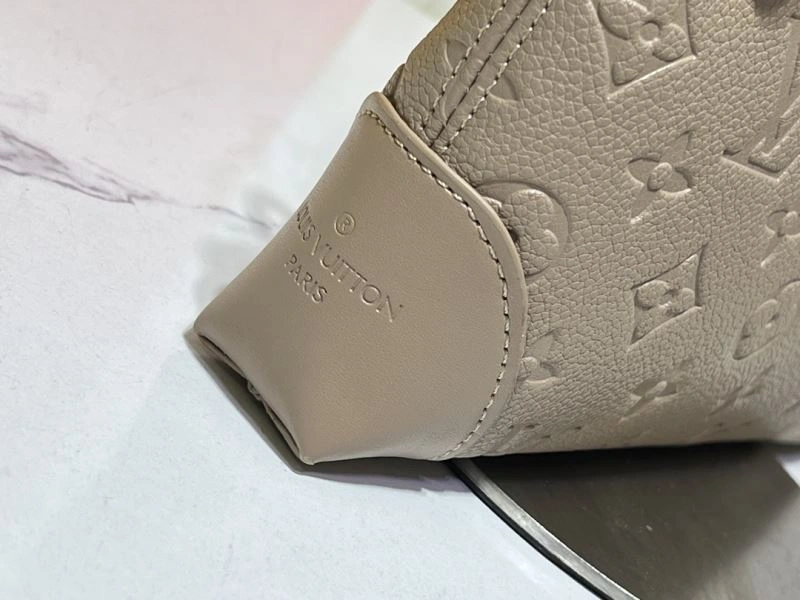 StreetReady Louis Vuitton Satchel Bags 80226