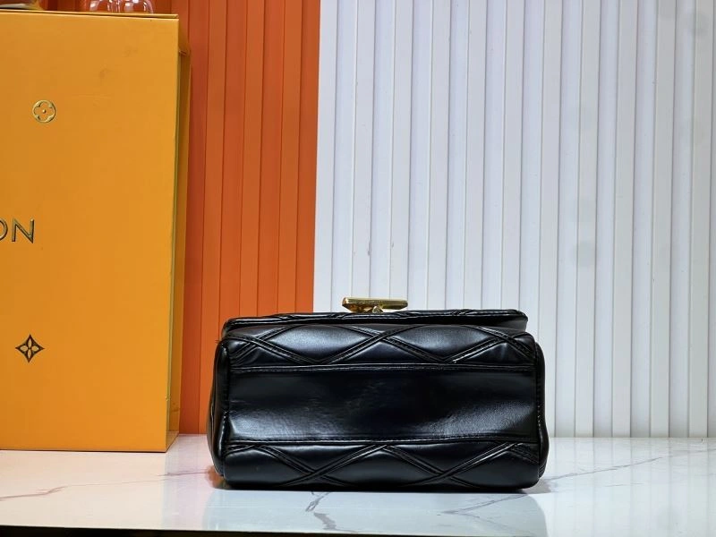 WaterResistant Louis Vuitton Satchel Bags 80251