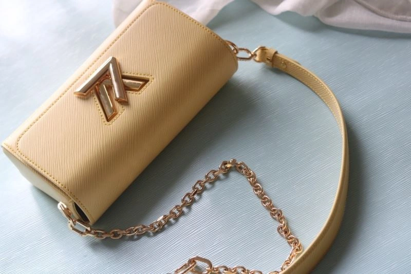Louis Vuitton Satchel Bags Stylish 80159