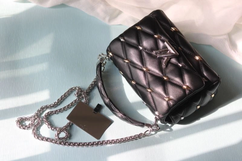 QuickDry Louis Vuitton Satchel Bags 80175