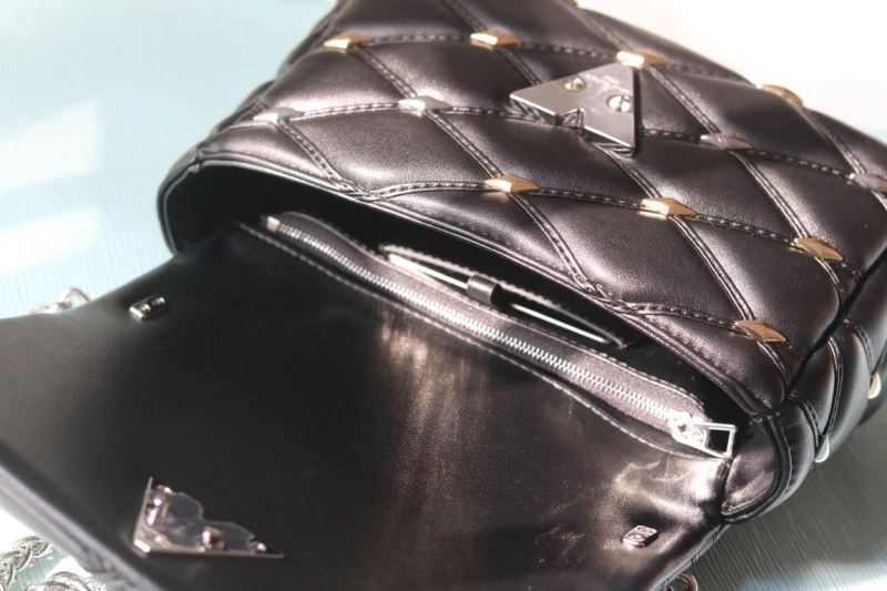 QuickDry Louis Vuitton Satchel Bags 80175