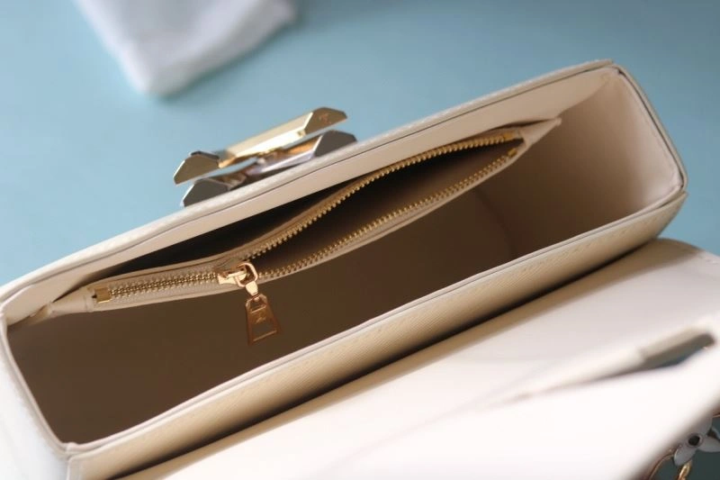 WaterResistant Louis Vuitton Satchel Bags 80150