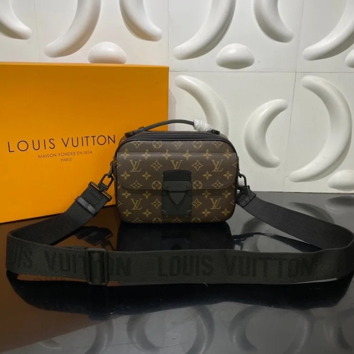 Louis Vuitton Satchel Bags FashionForward 41772