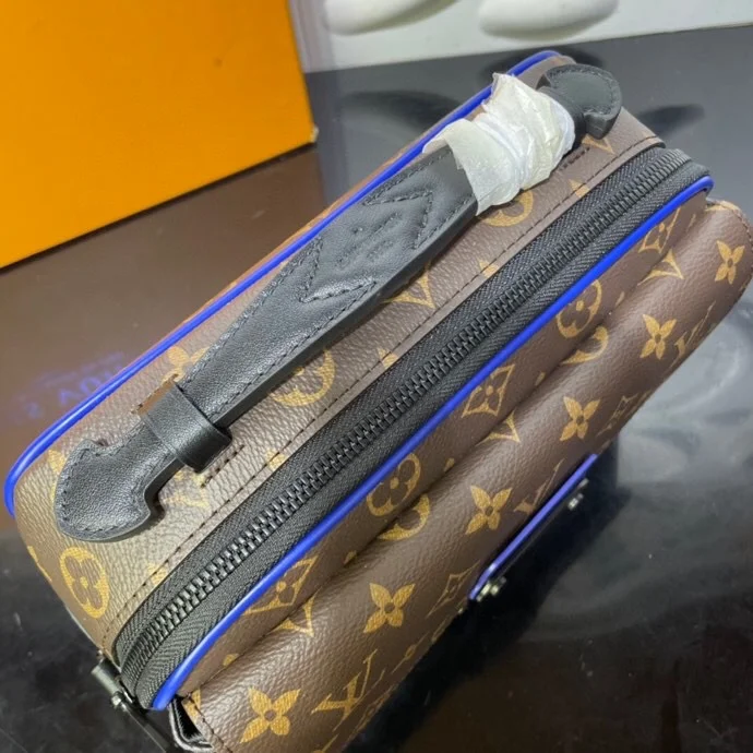Louis Vuitton Satchel Bags Bold 41767