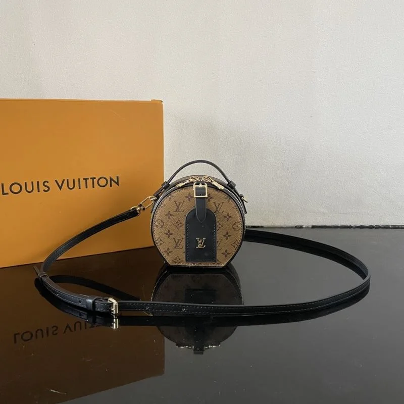 WaterResistant Louis Vuitton Satchel Bags 41585