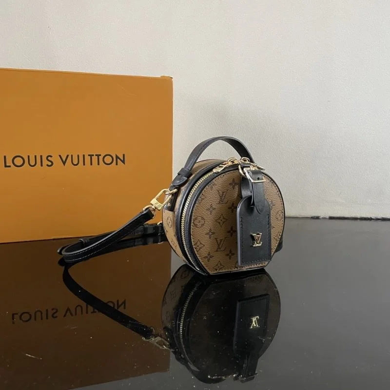 WaterResistant Louis Vuitton Satchel Bags 41585
