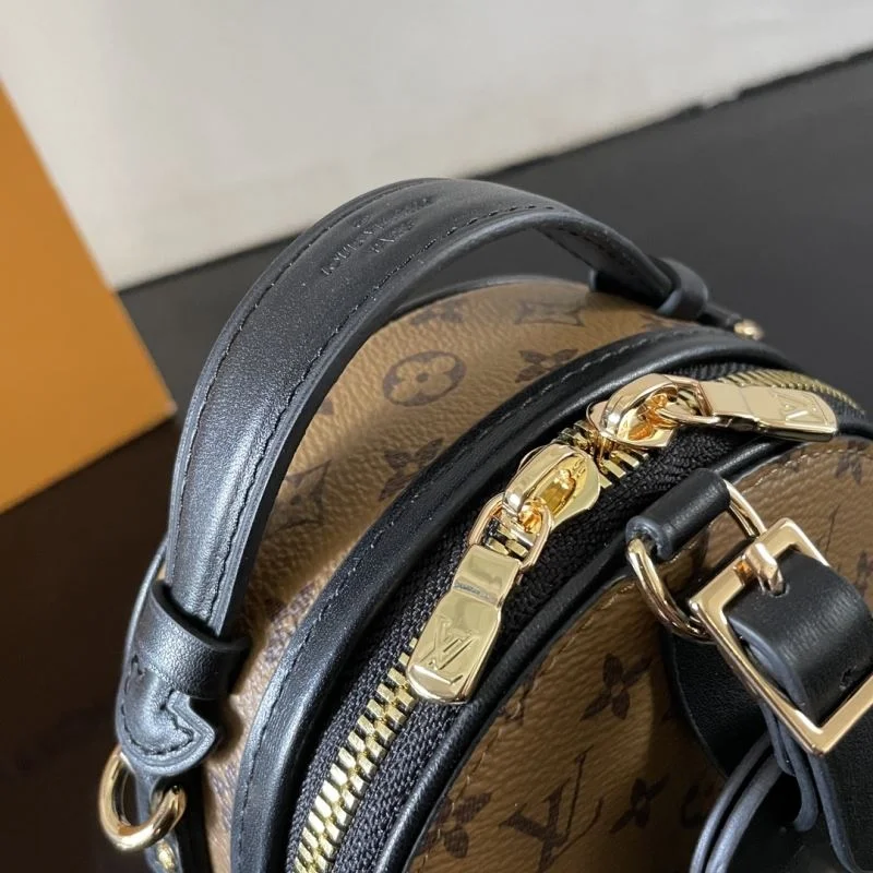 WaterResistant Louis Vuitton Satchel Bags 41585