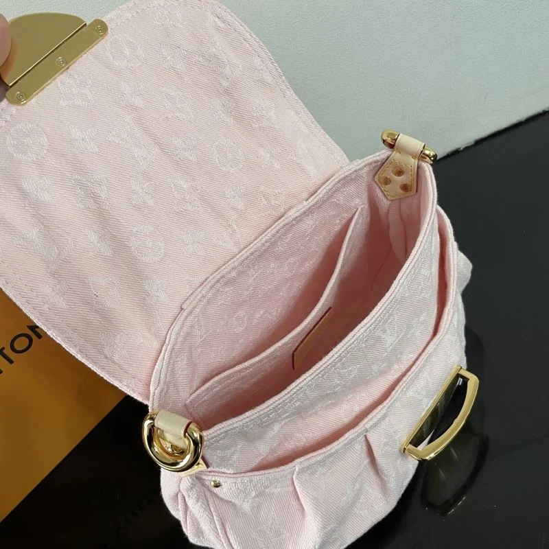 Louis Vuitton Satchel Bags Attractive 41525