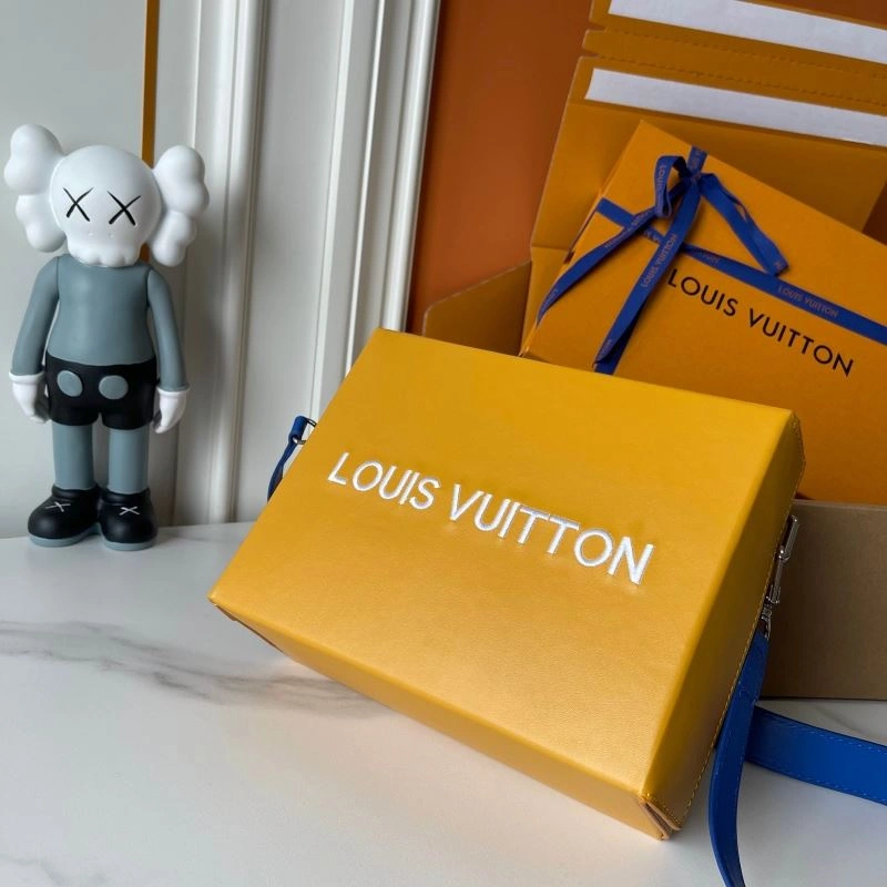 Unisex Louis Vuitton Satchel Bags 88598