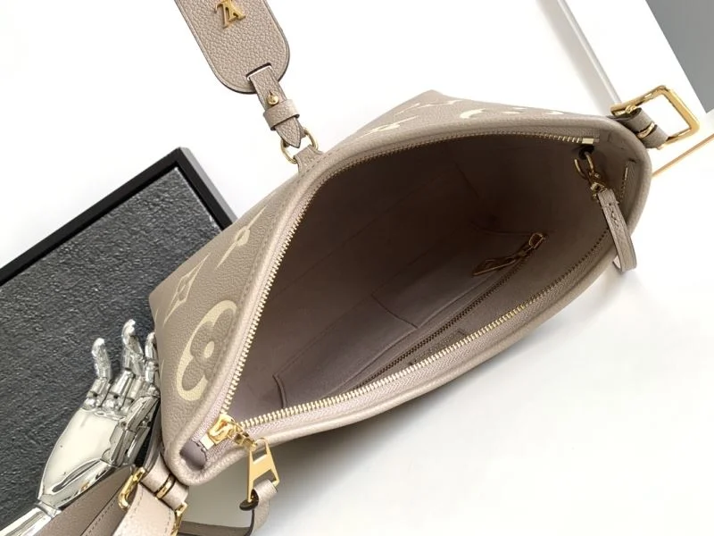 UrbanChic Louis Vuitton Satchel Bags 41154