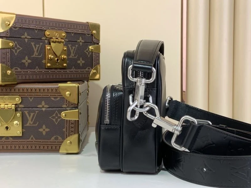 WeatherProof Louis Vuitton Satchel Bags 40511