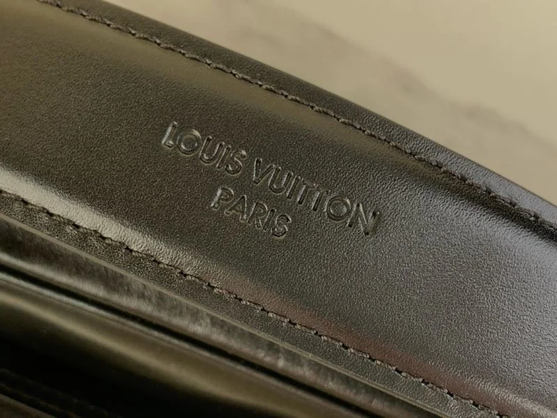 WeatherProof Louis Vuitton Satchel Bags 40511