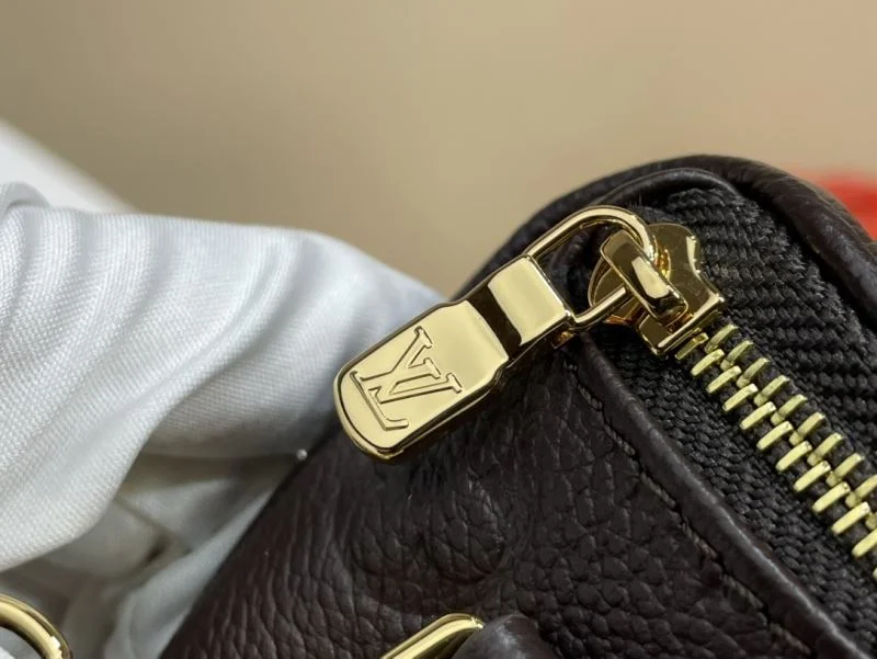 Flexible Louis Vuitton Satchel Bags 40489