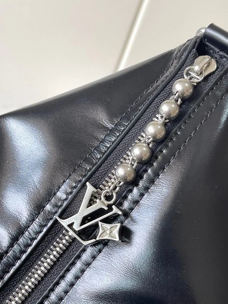 UrbanChic Louis Vuitton Satchel Bags 40452