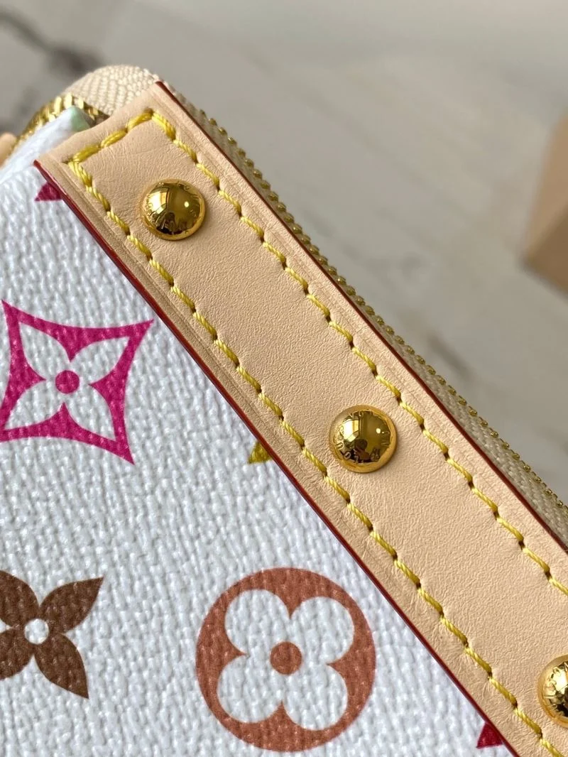 WaterResistant Louis Vuitton Satchel Bags 49228