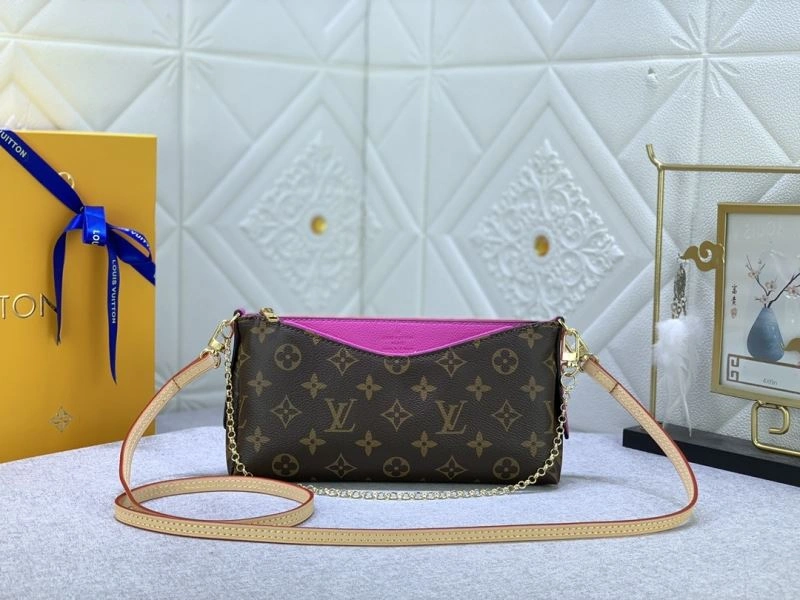 Louis Vuitton Satchel Bags Chic 79769