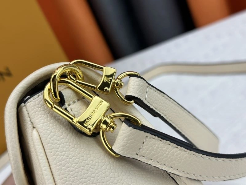 WaterResistant Louis Vuitton Satchel Bags 79717