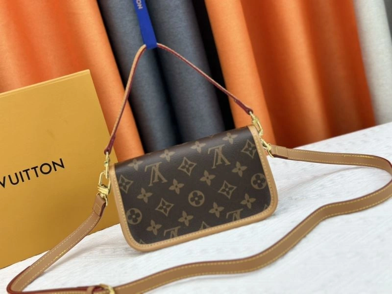 Louis Vuitton Satchel Bags Snug 79701