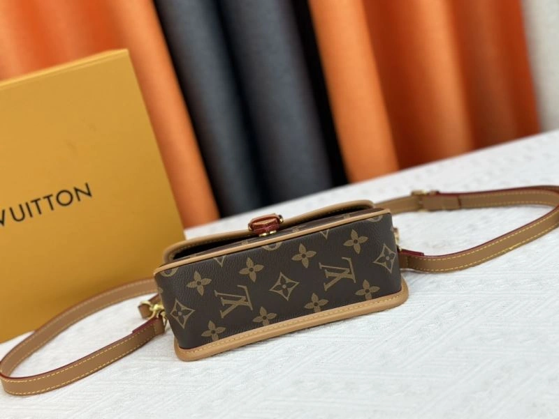 Louis Vuitton Satchel Bags Snug 79701