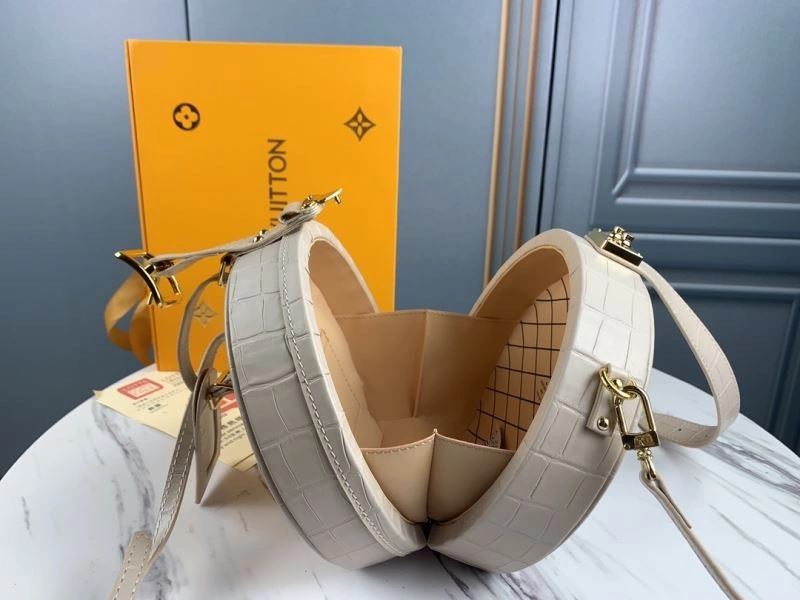 MoistureWicking Louis Vuitton Satchel Bags 79715