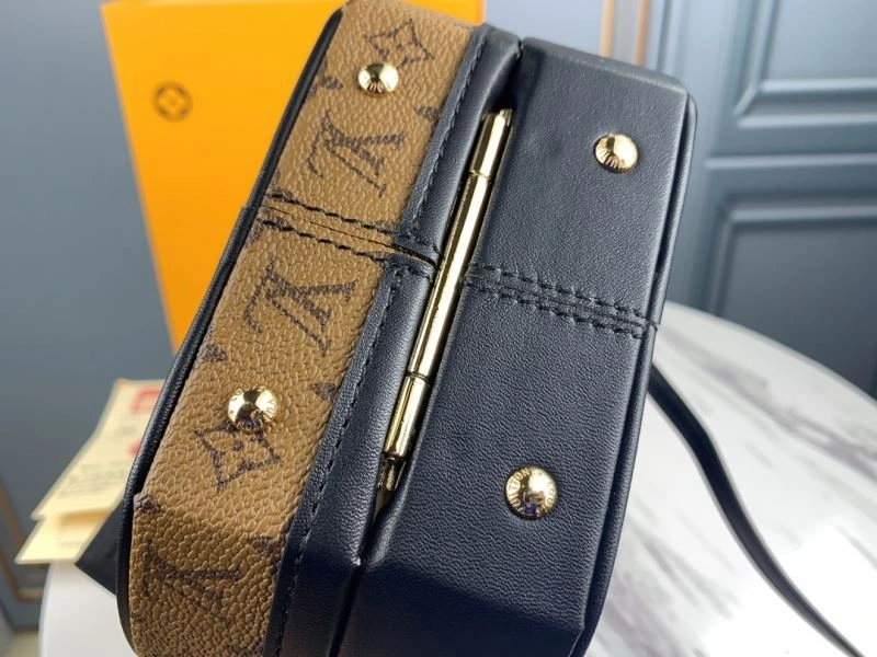Louis Vuitton Satchel Bags Practical 79700