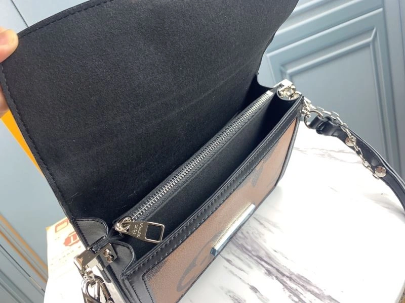Bold Louis Vuitton Satchel Bags 79710