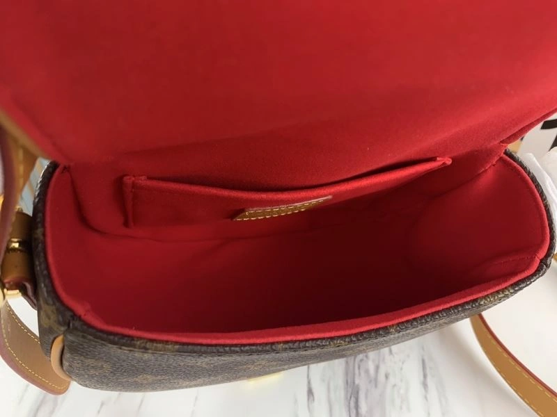 Fashionable Louis Vuitton Satchel Bags 79657