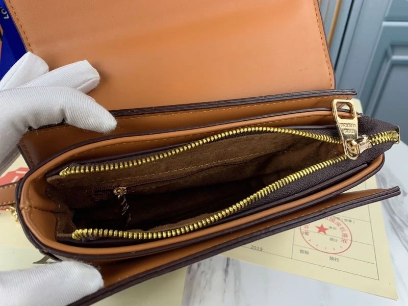 Louis Vuitton Satchel Bags Minimalist 79648