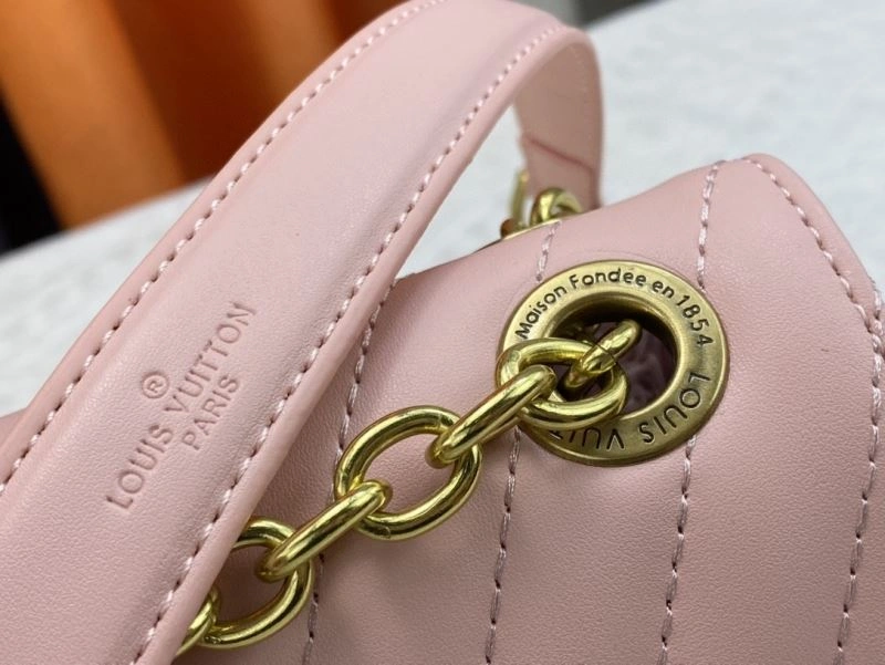 Louis Vuitton Satchel Bags Trendsetting 79612