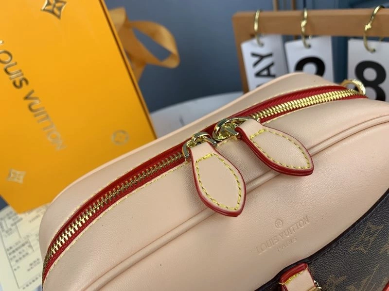 Louis Vuitton Satchel Bags EasyMatch 79583