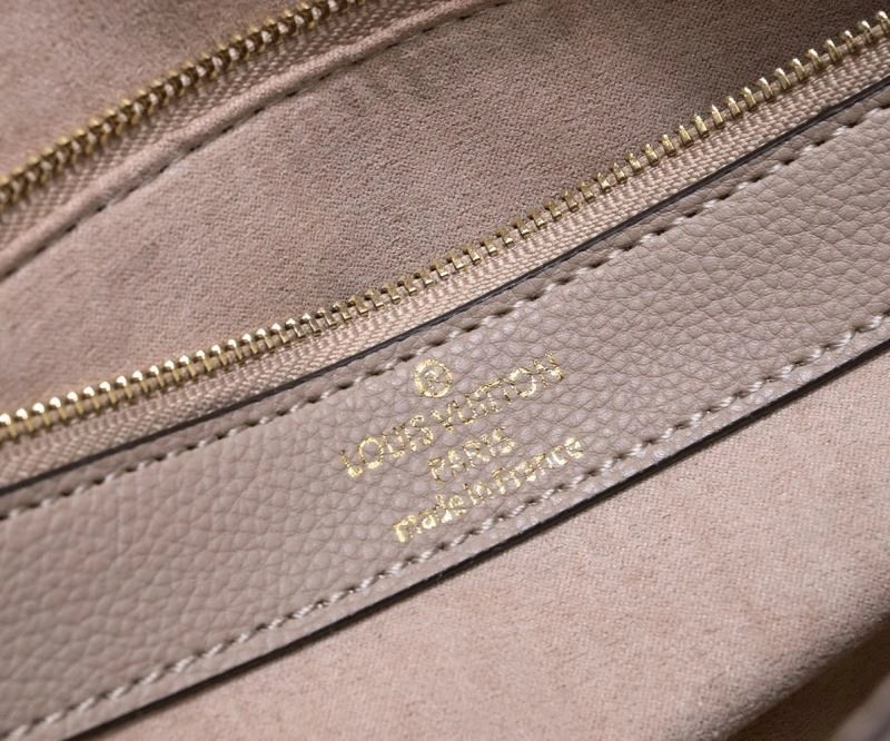 SoftTouch Louis Vuitton Satchel Bags 79555